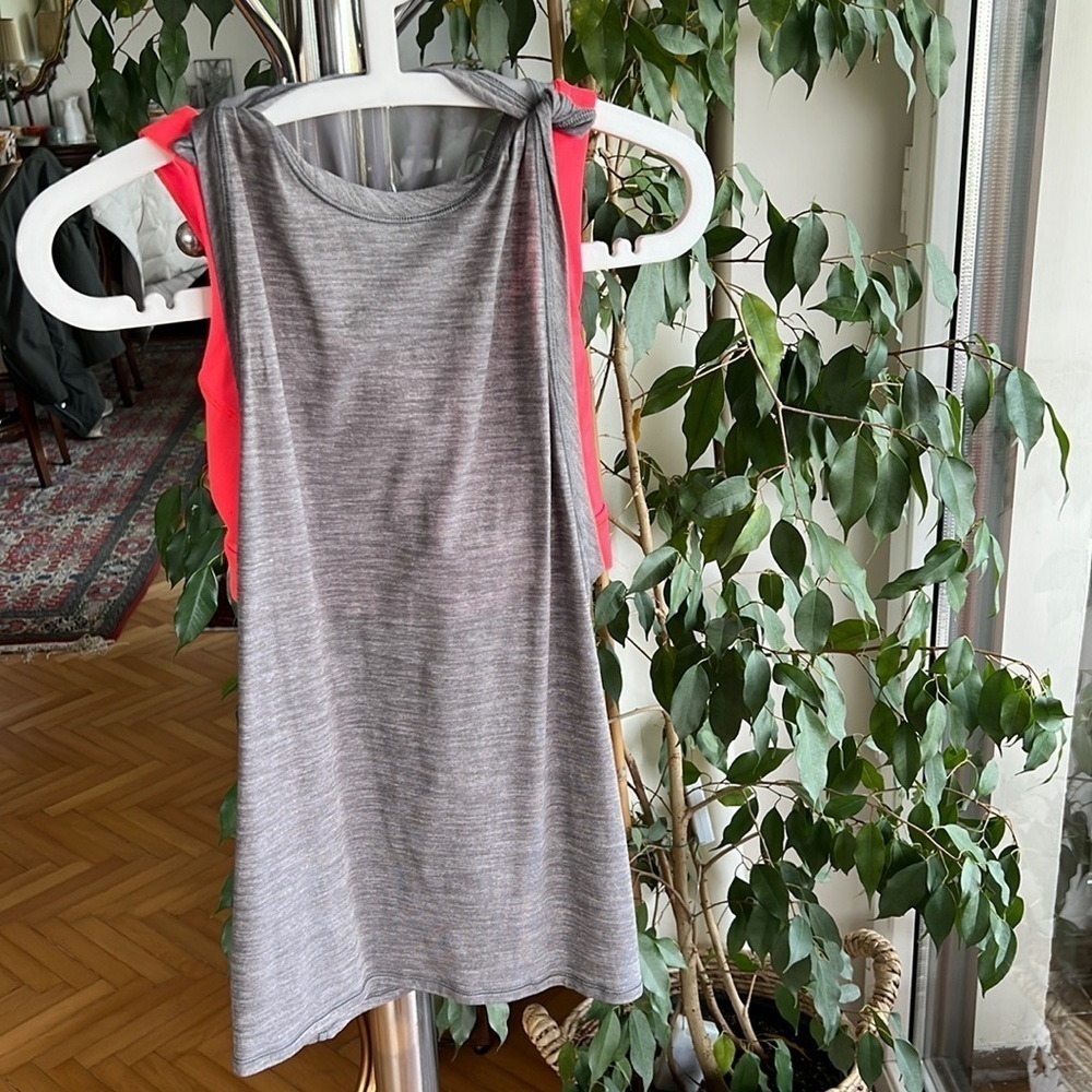 Lululemon no limits grey pink bra sleeveless workout tank top